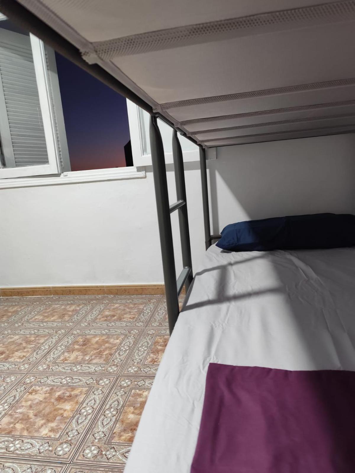 Affittacamere Banana Surf House Los Cristianos (Tenerife)