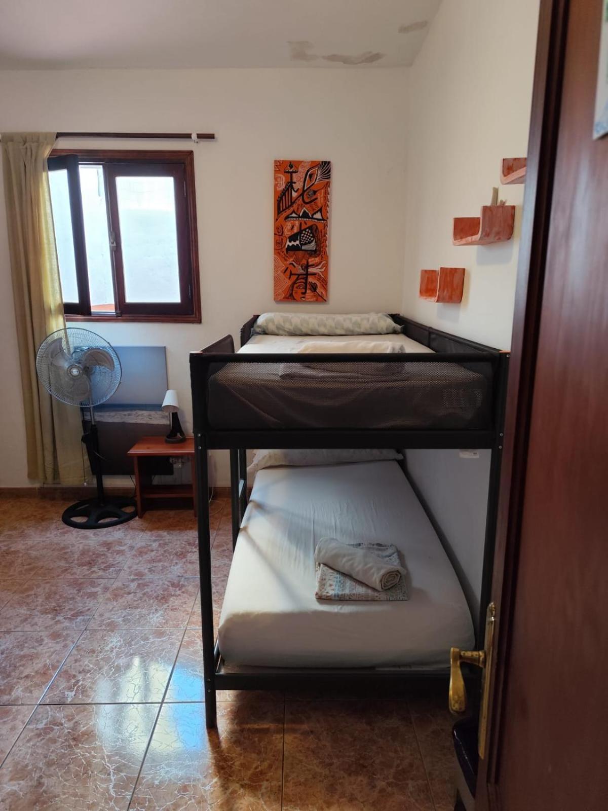 Banana Surf House Los Cristianos (Tenerife)