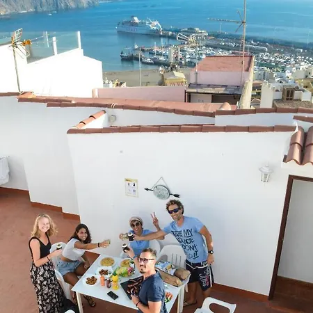 Banana Surf House Hotel Los Cristianos  Exterior photo