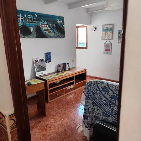 Banana Surf House Hotel Los Cristianos  Exterior photo
