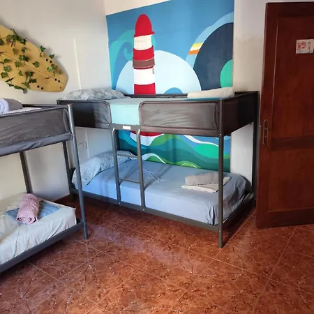 Banana Surf House Hotel Los Cristianos  Exterior photo