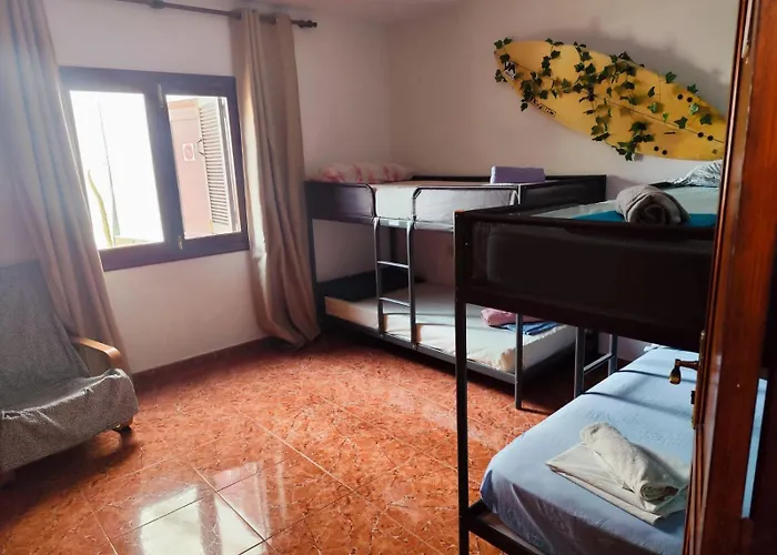 Banana Surf House